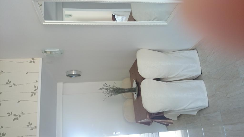 Apartments Rotim Zaostrog Phòng bức ảnh