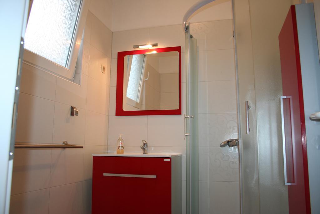 Apartments Rotim Zaostrog Phòng bức ảnh